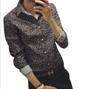 🎄Casual Long Sleeve H&M shirt🎄